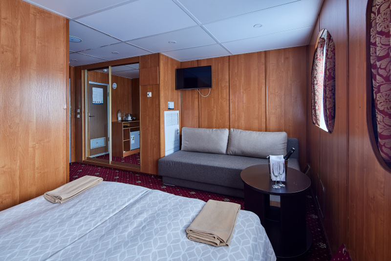 Княжна АНАСТАСИЯ