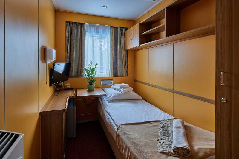 Княжна АНАСТАСИЯ