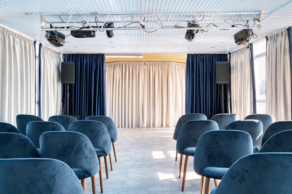 Александр Бенуа