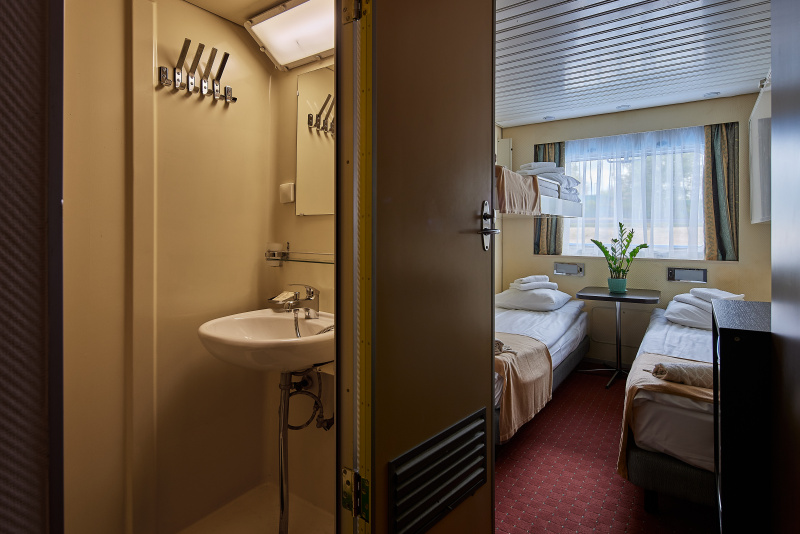 Княжна АНАСТАСИЯ