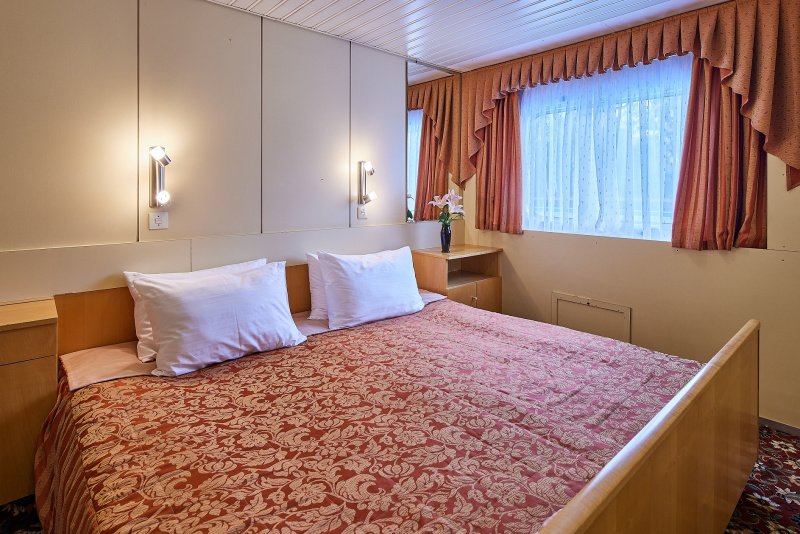 Леонид КРАСИН