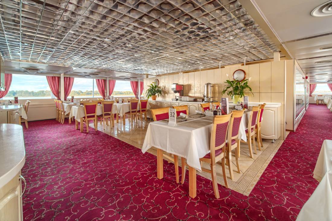 Лев Толстой