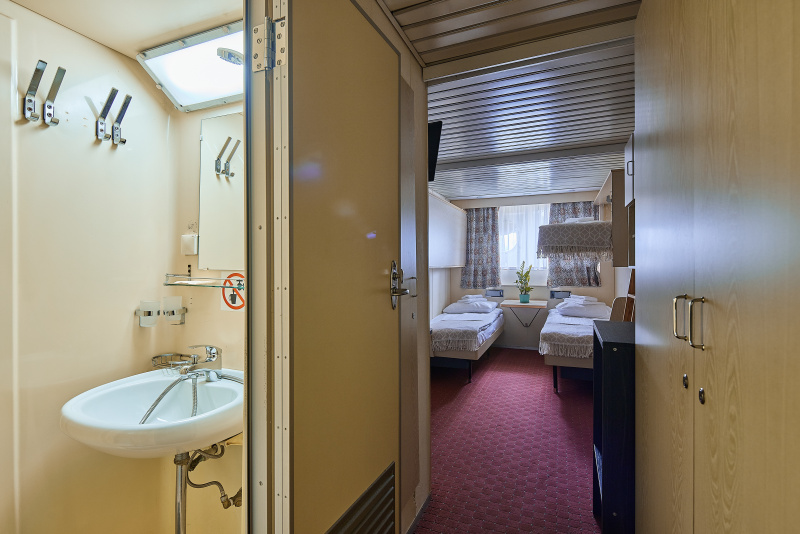 Княжна АНАСТАСИЯ