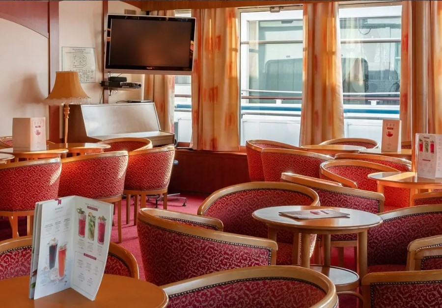 Георгий Чичерин