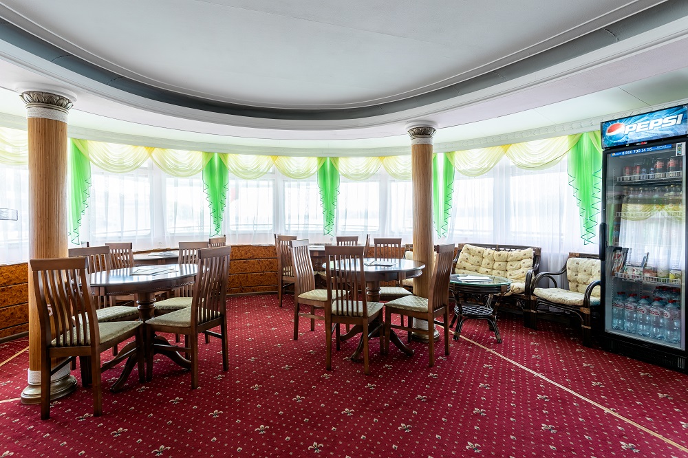 Две столицы