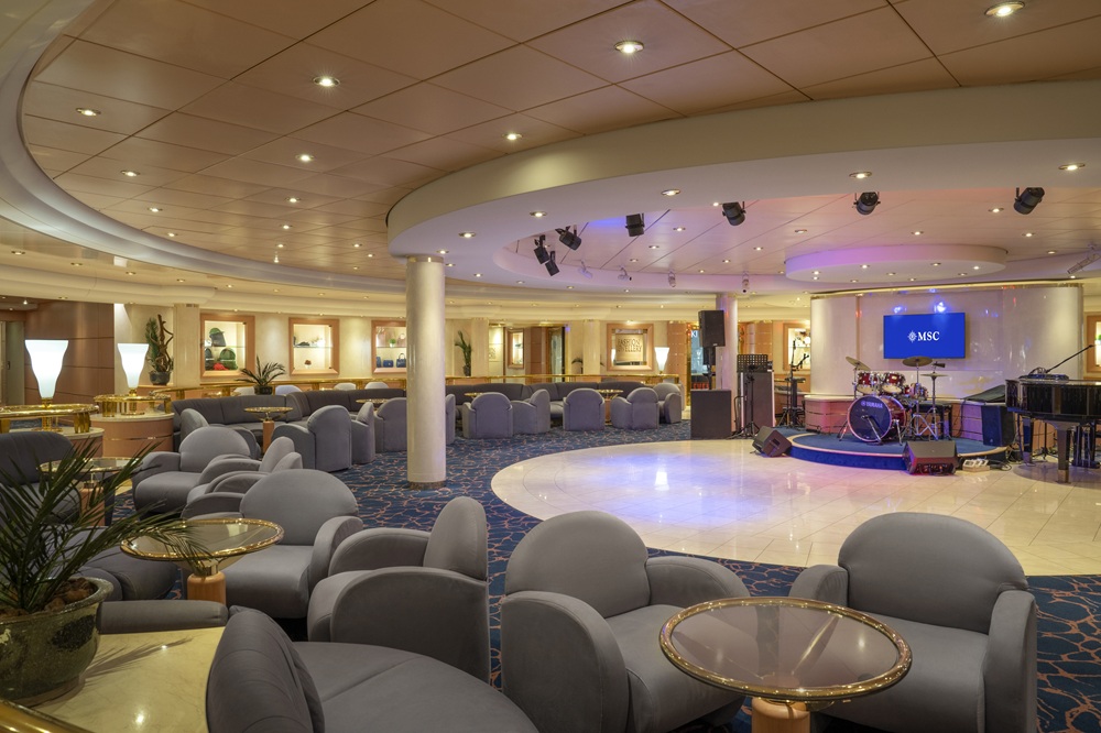 MSC Lirica