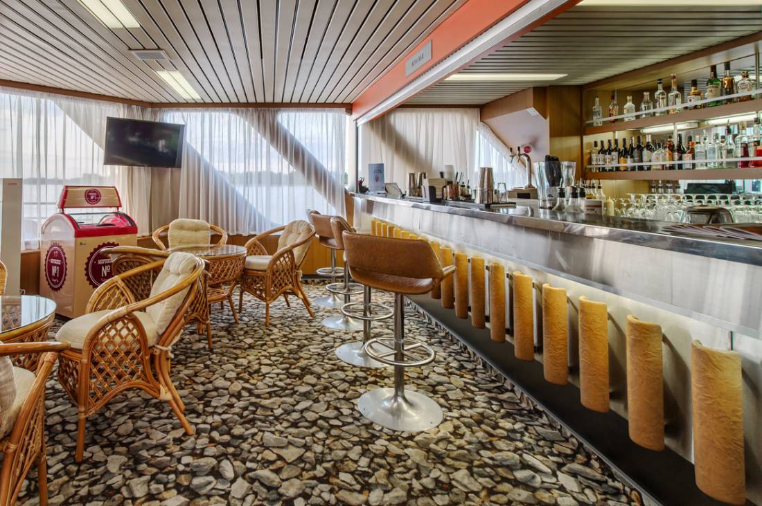 Лев Толстой