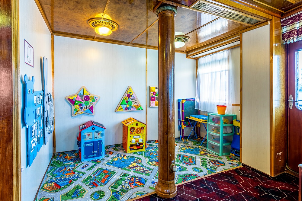 Две столицы