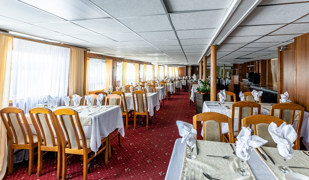 Две столицы