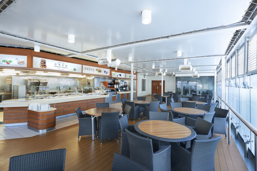 MSC Lirica
