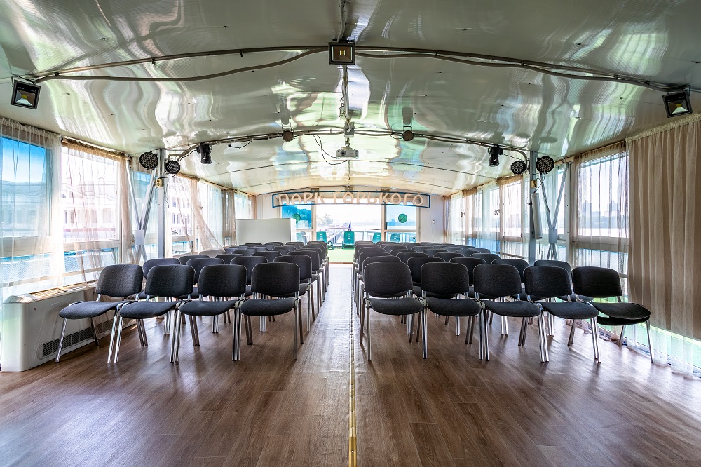 Две столицы