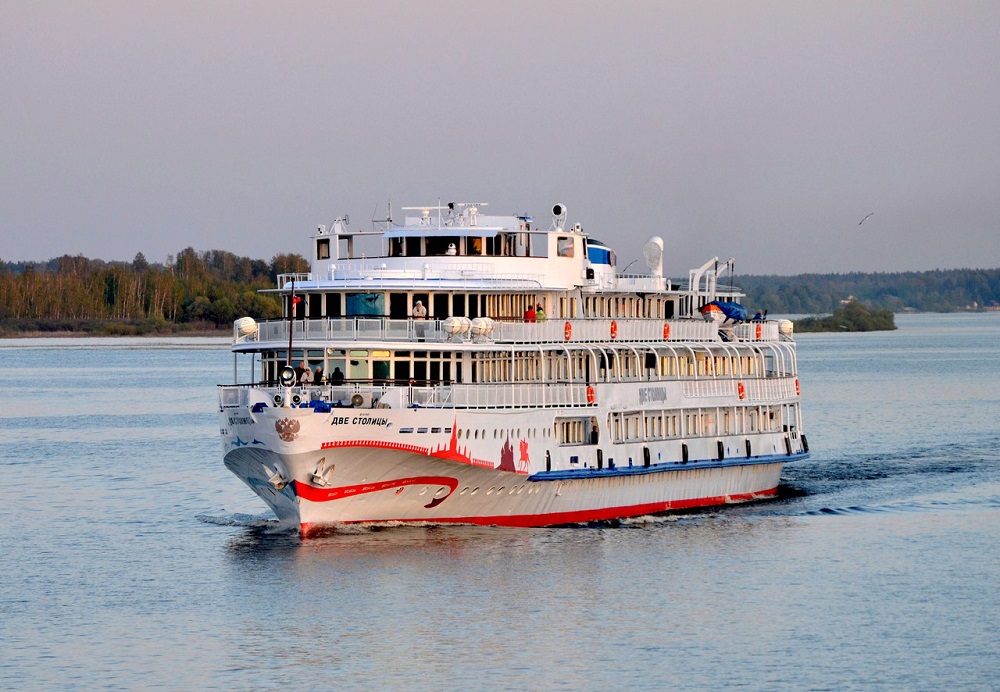 Две столицы