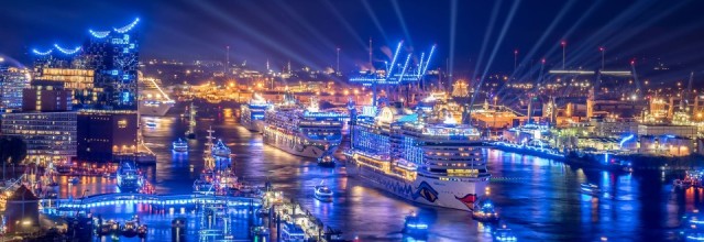 Круизный парад в Гамбурге